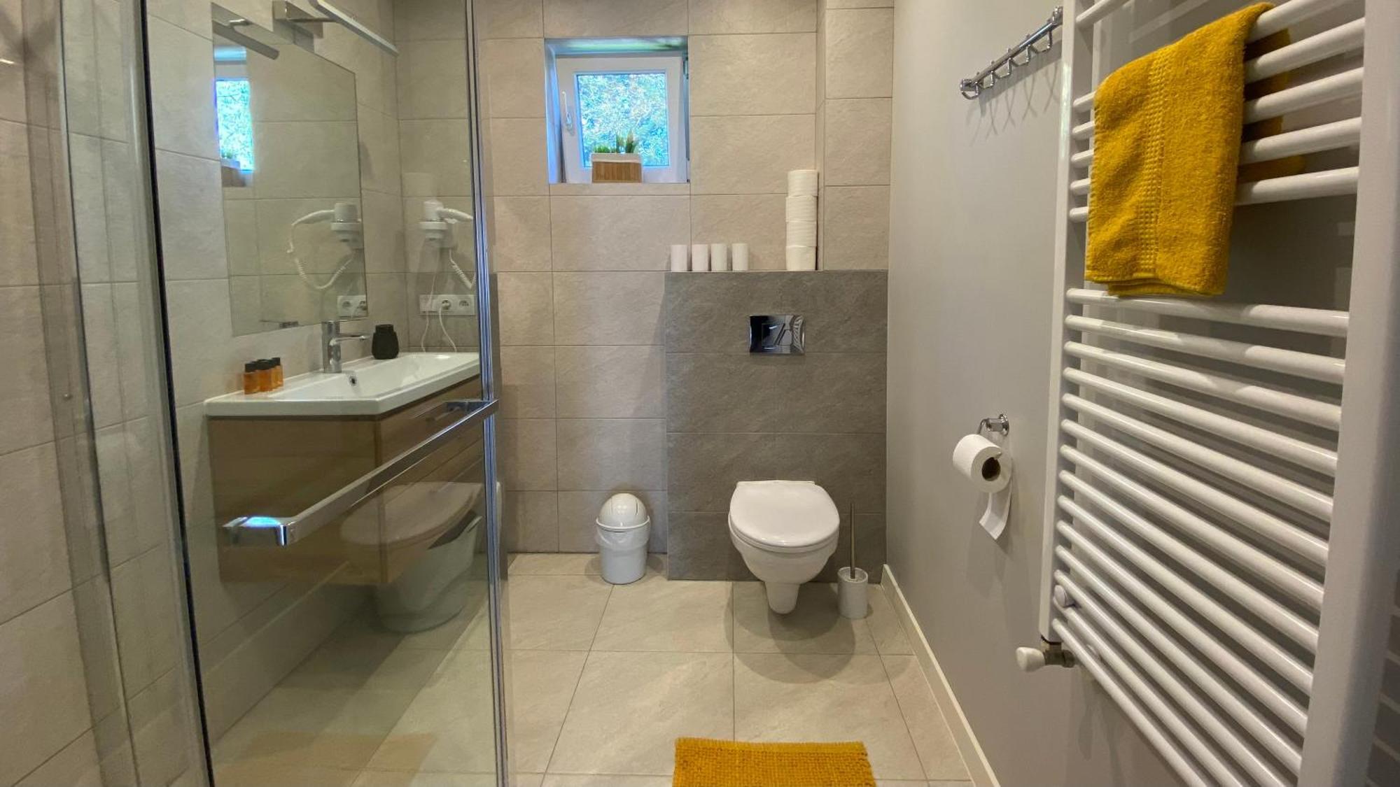 Apartamenty Fredry Lesko Extérieur photo